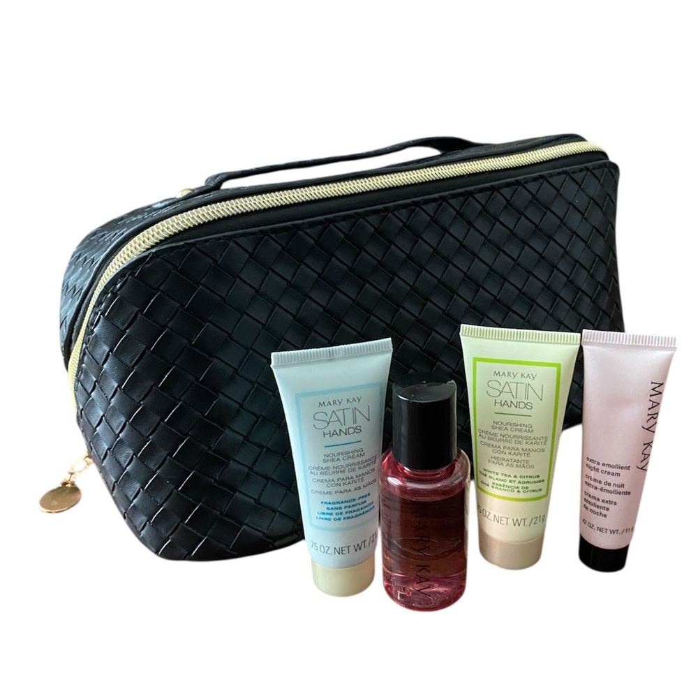 Mary Kay Black Woven Travel Bag